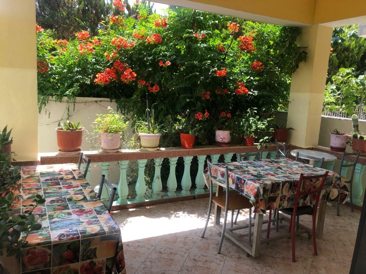 Guest House Murati Драч Екстериор снимка