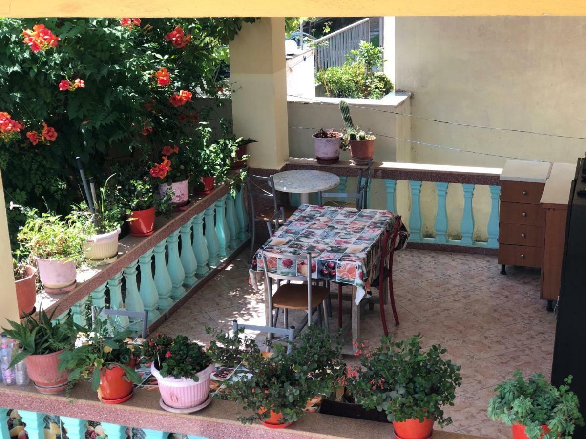 Guest House Murati Драч Екстериор снимка