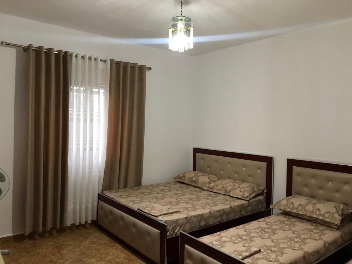 Guest House Murati Драч Екстериор снимка